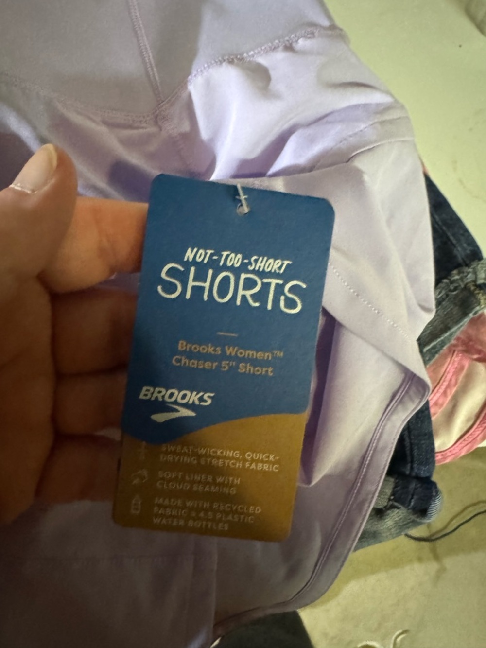 Brooks White Women’s Chaser Running Shorts NWT